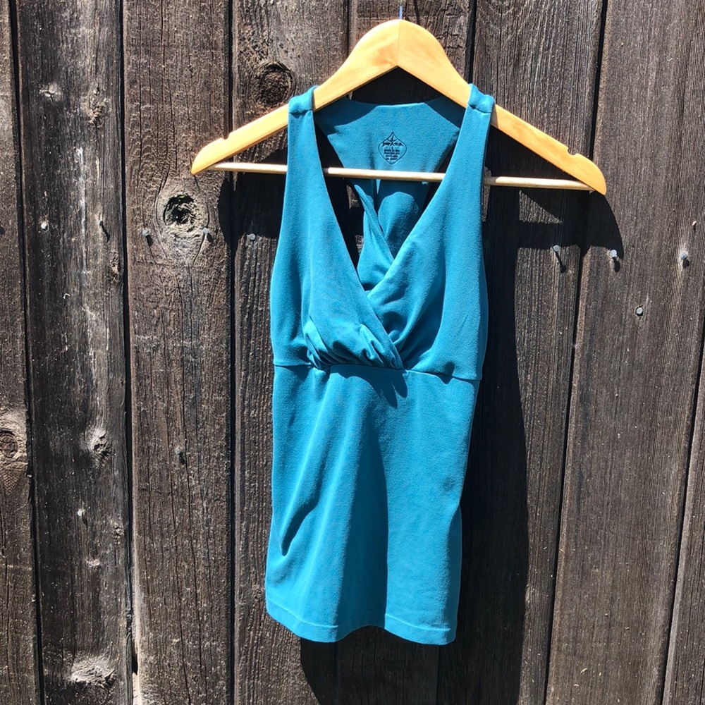Prana tank